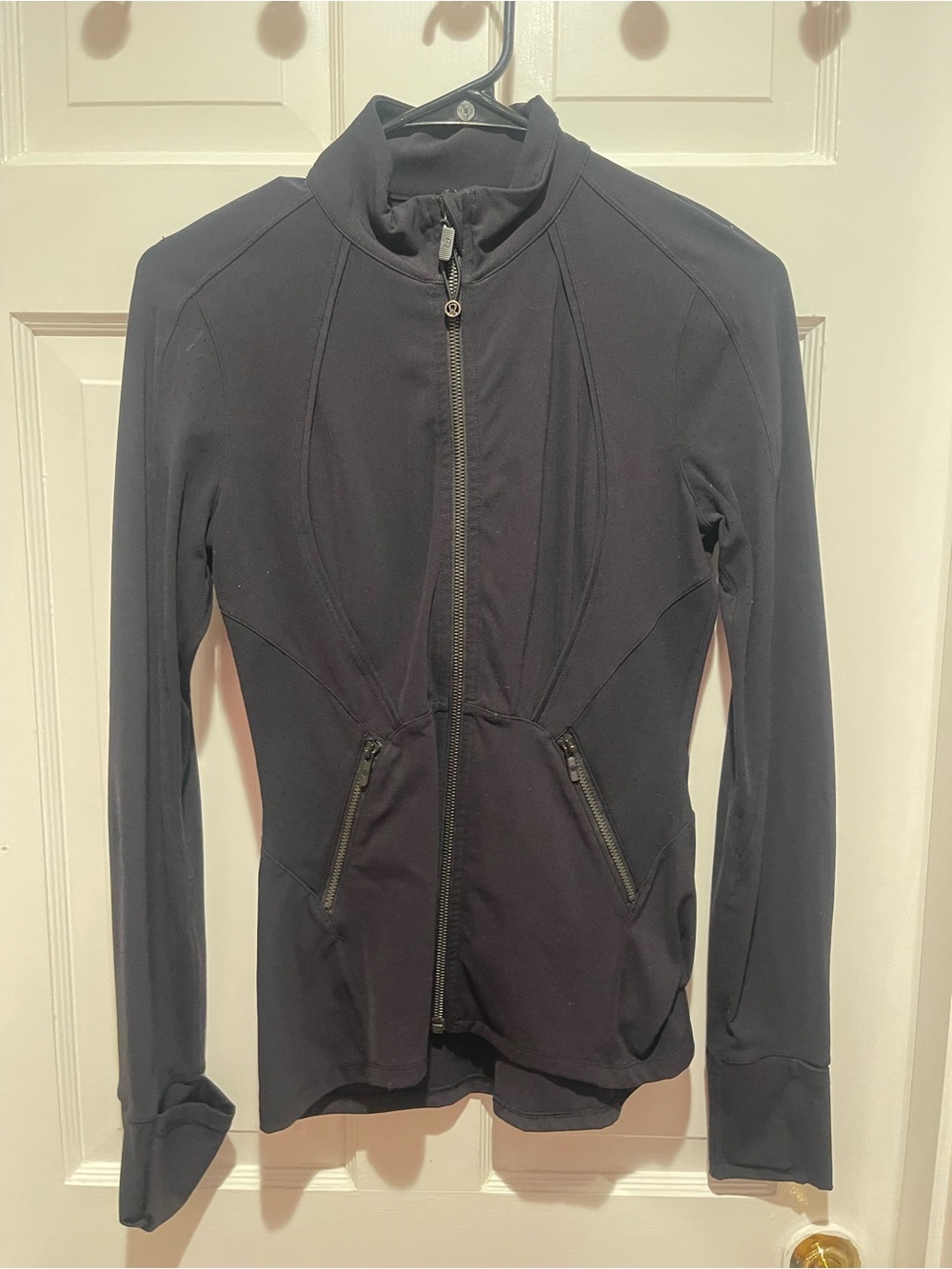 Lululemon Women's Black Zip-Front Athletic Jacket